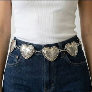NWT Silver Western Heart Chain Belt OS